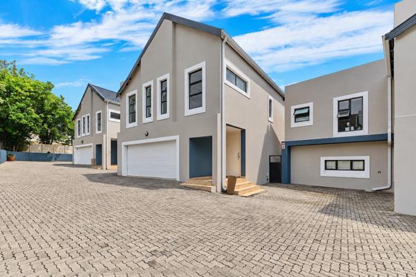 5 Bedroom Townhouse