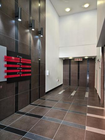 1 994 m² Commercial space