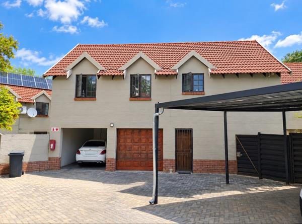 4 Bedroom Townhouse