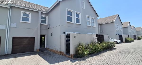 4 Bedroom Townhouse