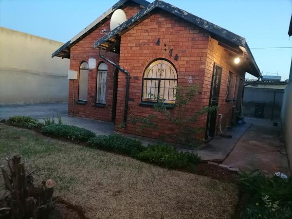 2 Bedroom House