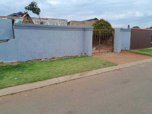 2 Bedroom House