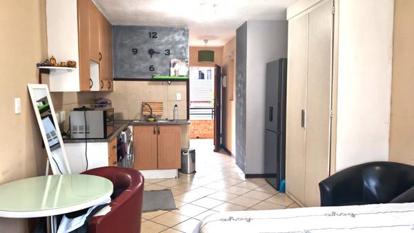 Studio Apartment