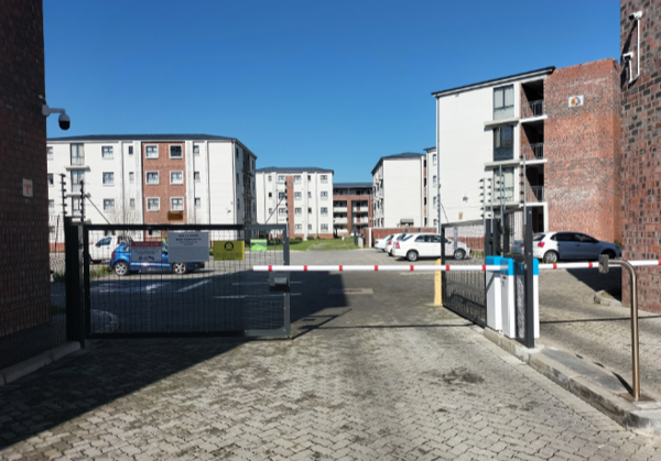 3 Bedroom Apartment