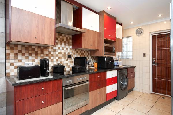 2 Bedroom Simplex