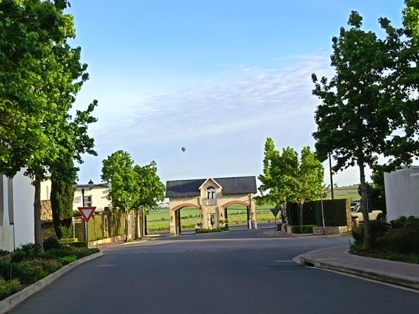 3 Bedroom House in Nooitgedacht
