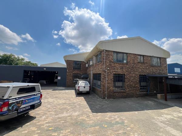 1 500 m² Industrial space