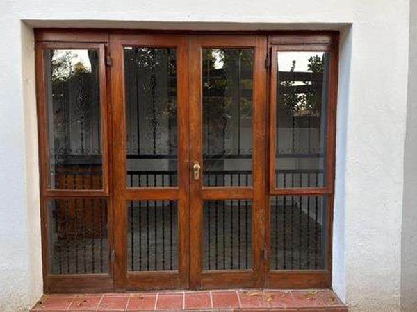 1 Bedroom House