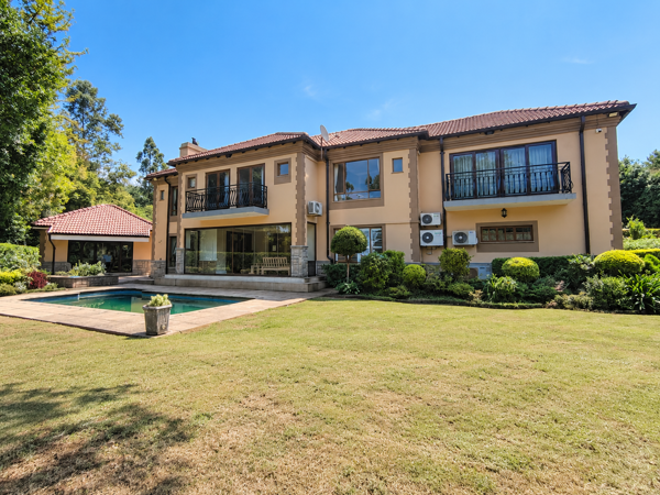 6 Bedroom House