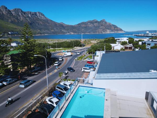 2 Bedroom Apartment in Hout Bay Central