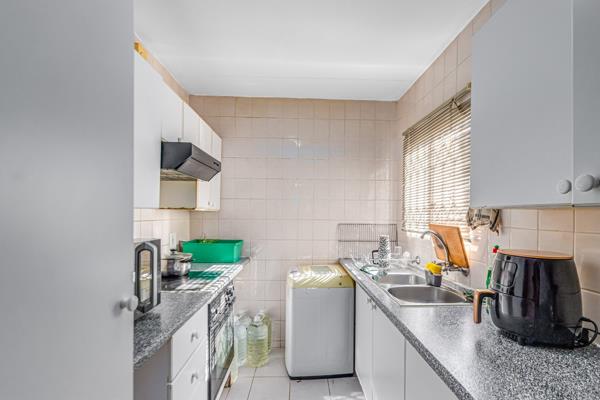 2 Bedroom Flat