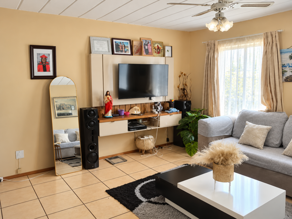 2 Bedroom Apartment