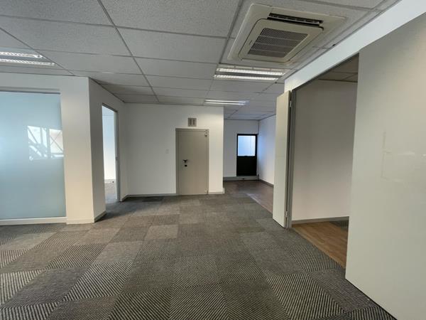 484.5 m² Commercial space