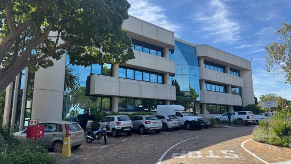 166 m² Commercial space