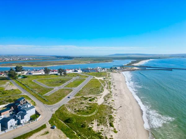 225 m² Land