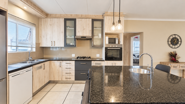 3 Bedroom Apartment