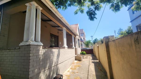 8 Bedroom House