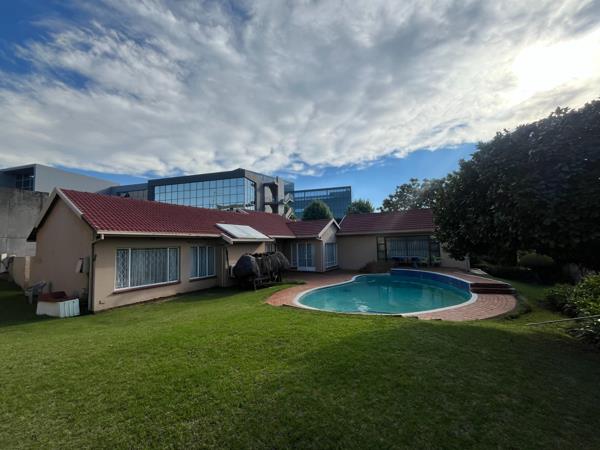 8 Bedroom House
