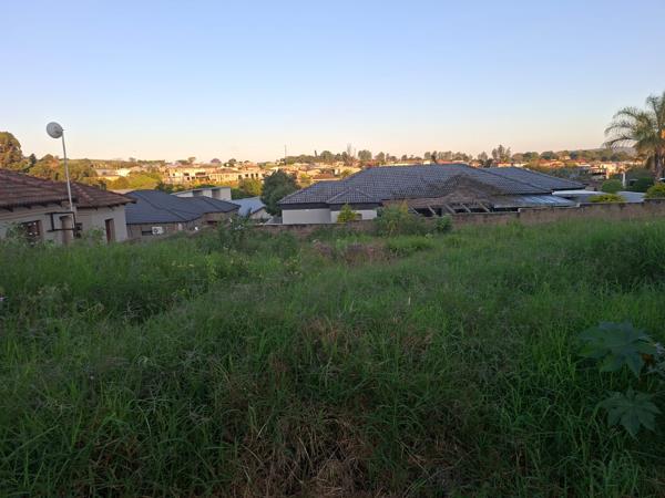 608 m² Land
