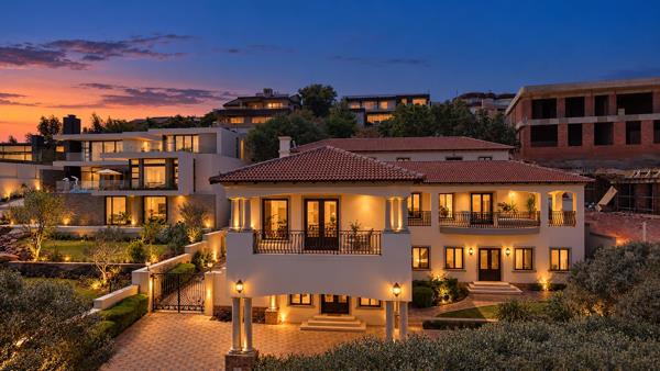 5 Bedroom House