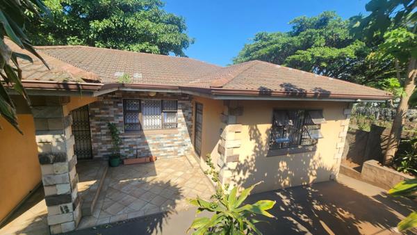 9 Bedroom House