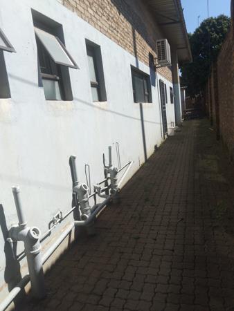 400 m² Office Space