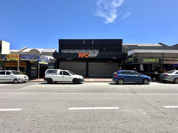 935 m² Commercial space