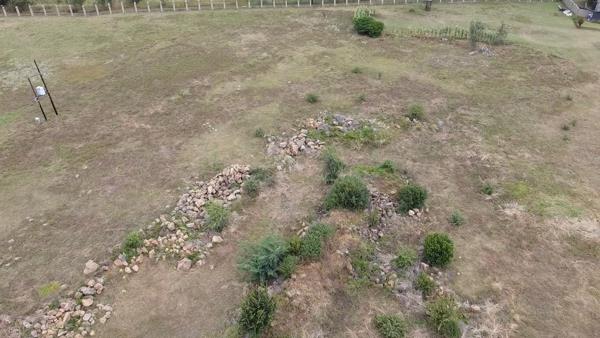 4 833 m² Land