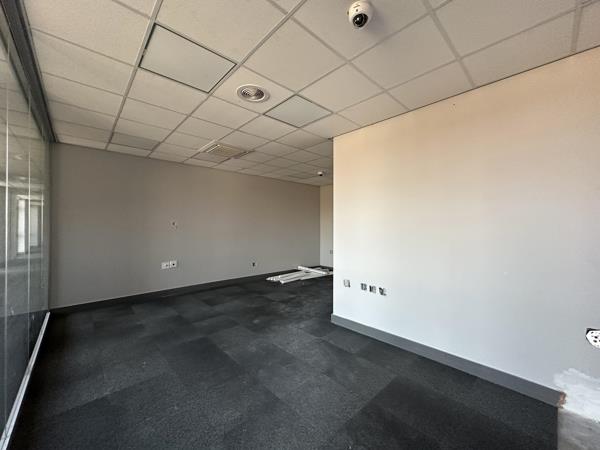 396.5 m² Commercial space