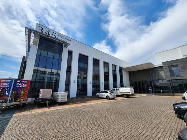 439 m² Office Space