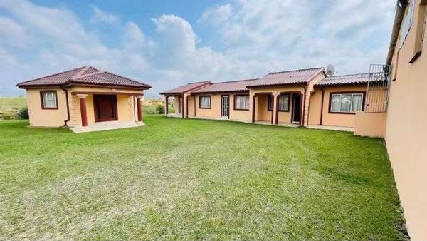 6 Bedroom House