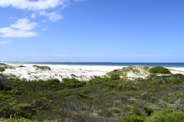 660 m² Land