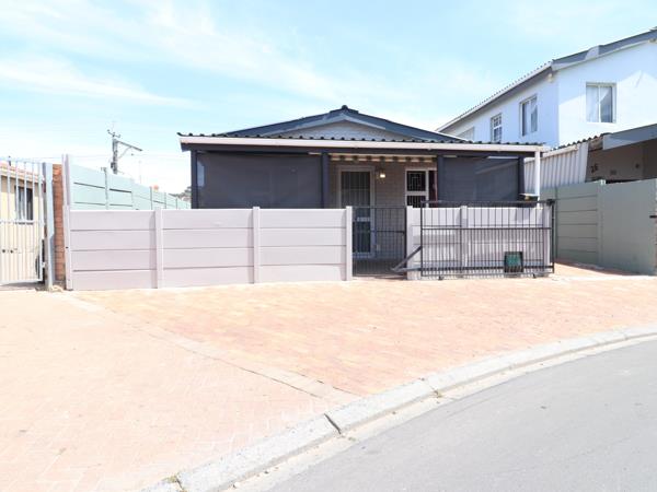 2 Bedroom House