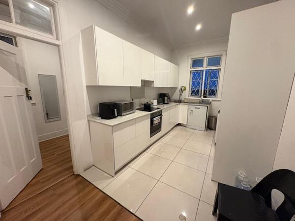 3 Bedroom Flat