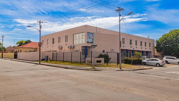 872 m² Commercial space