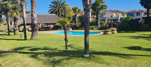595 m² Land
