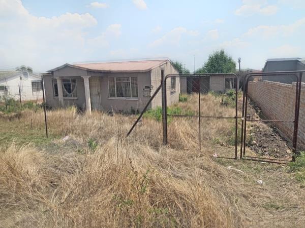 2 Bedroom House