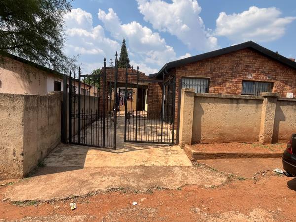 2 Bedroom House