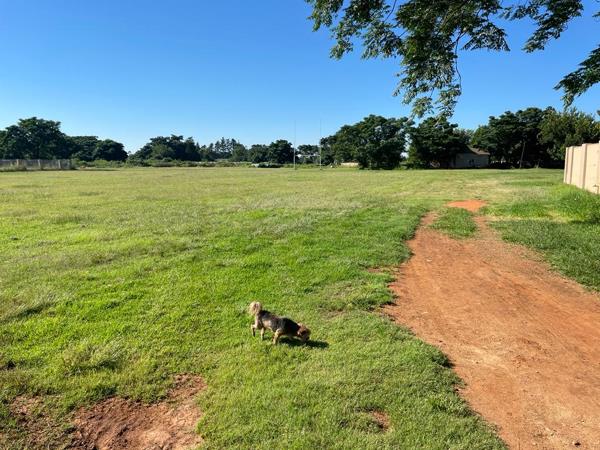 500 m² Land