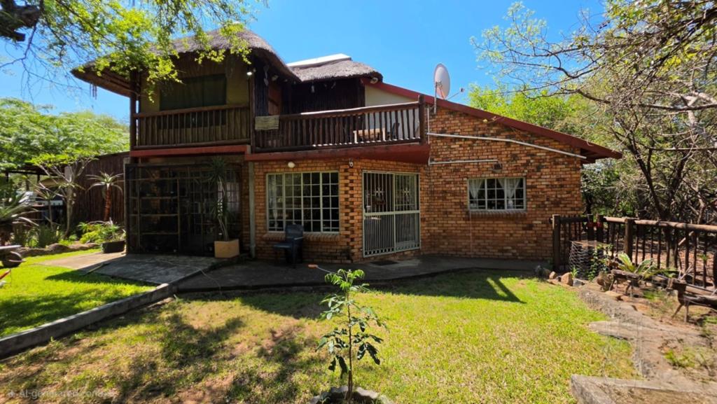 5 Bedroom House