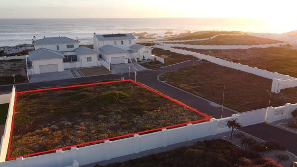 798 m² Land