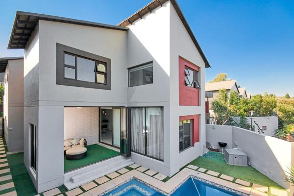 4 Bedroom Townhouse