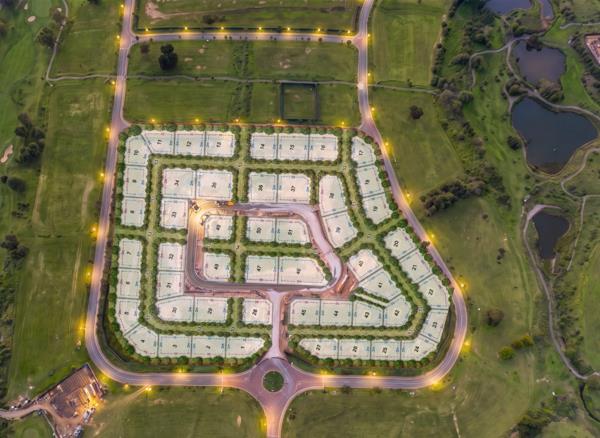 615 m² Land