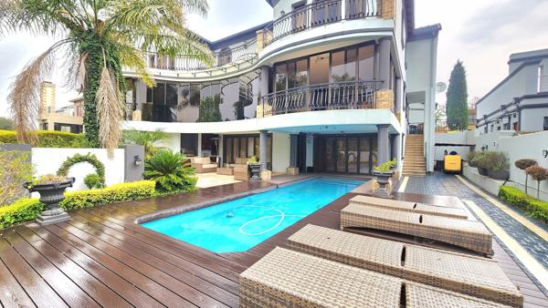 5 Bedroom House