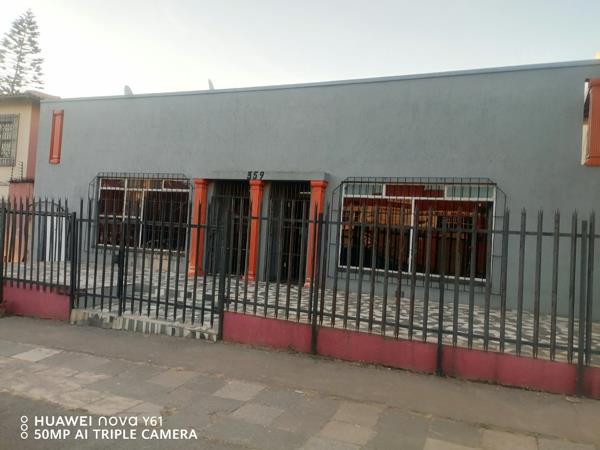 11 Bedroom House