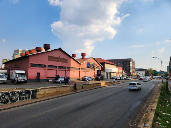 1 500 m² Commercial space