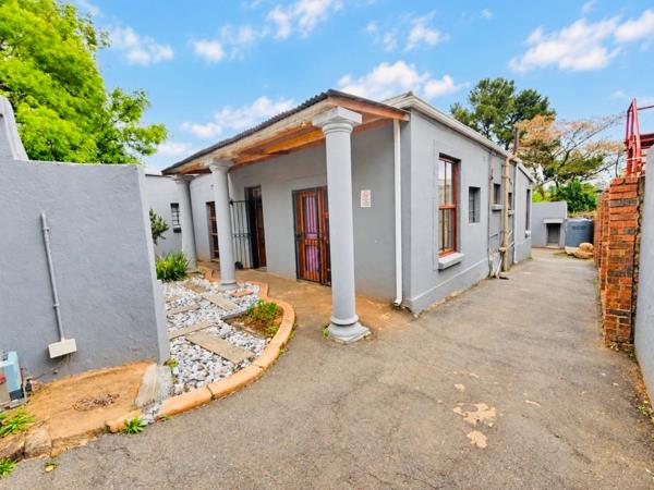 11 Bedroom House