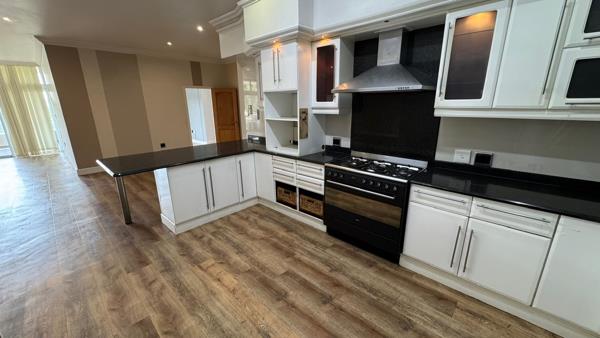 4 Bedroom Apartment