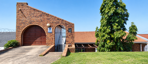 6 Bedroom House