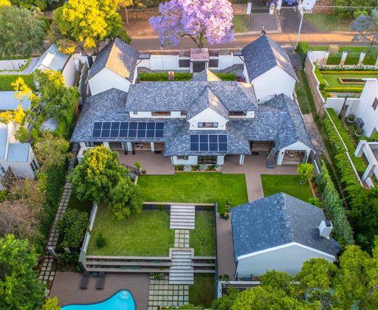 6 Bedroom House